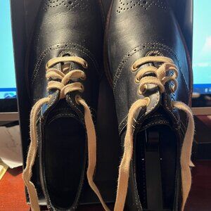 Cole Haan men's 8.5 dress shoe